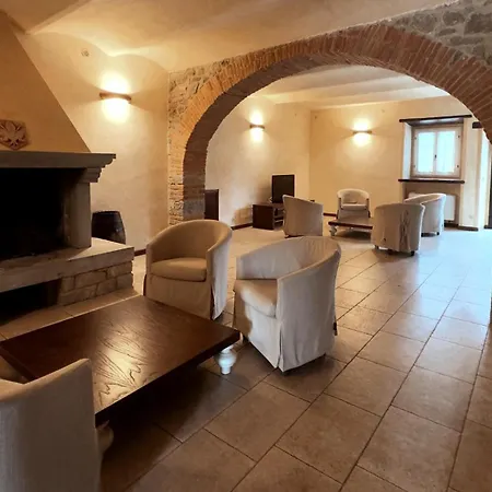 شقة فندقية Borgo Di Erboli 4*