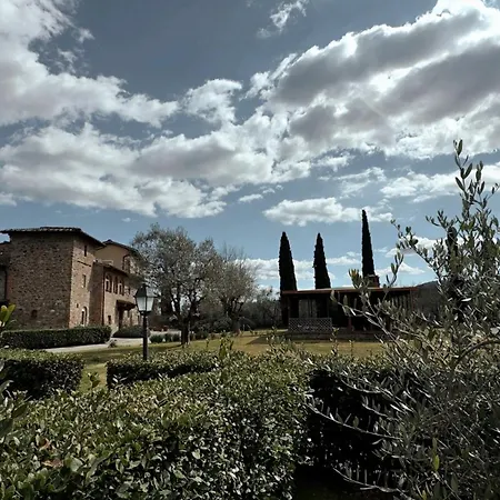 Borgo Di Erboli شقة فندقية 4*