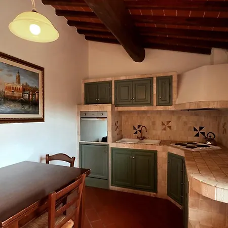 Borgo Di Erboli كافريجيليا