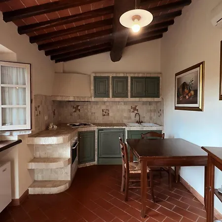 Borgo Di Erboli كافريجيليا