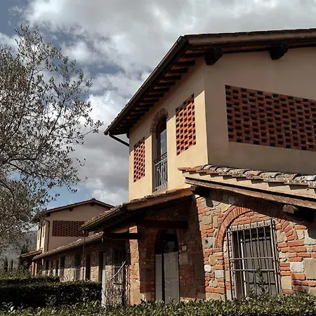 Borgo Di Erboli 4*