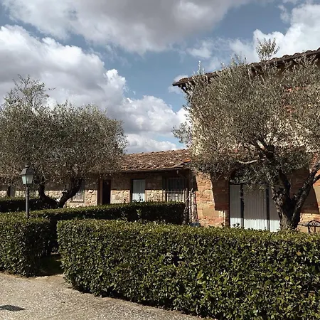 شقة فندقية Borgo Di Erboli 4*