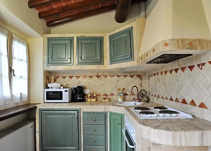 Borgo Di Erboli 4*