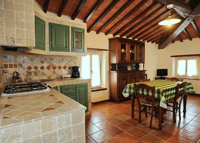 Borgo Di Erboli Aparthotel