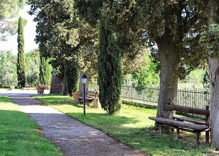 Aparthotel Borgo Di Erboli Cavriglia